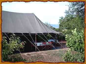 der Speisesaal, Dinning tent, Tarhi Camp