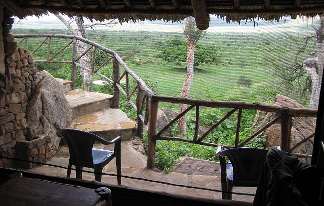 Ngulia Bandas oder Rhino Valley Lodge - Tsavo West National Park