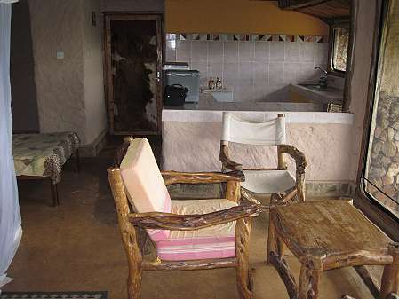 Ngulia Bandas oder Rhino Valley Lodge - Tsavo West National Park