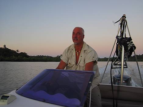 Speedboat Sundowner mit Marc auf dem Mtwapa Creek - Mombasa