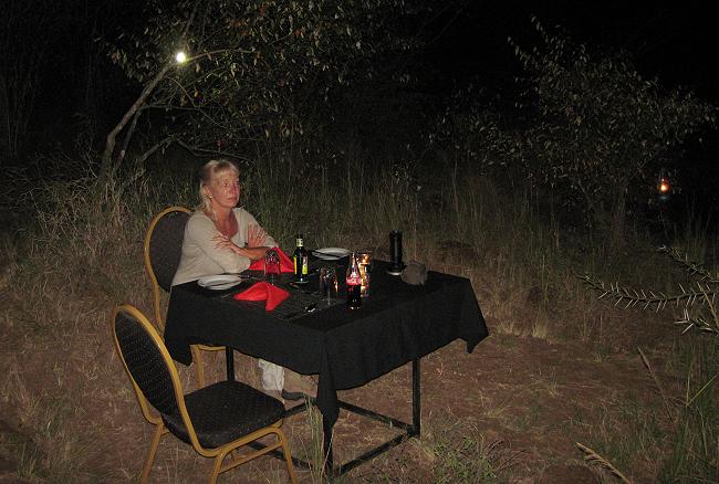 Mara Eden Safari Camp - River banks dinner