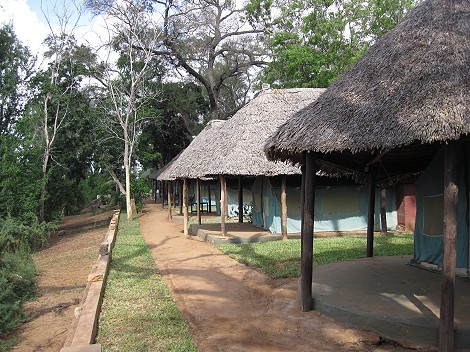 Galana Crocodile Camp  - Tsavo Ost