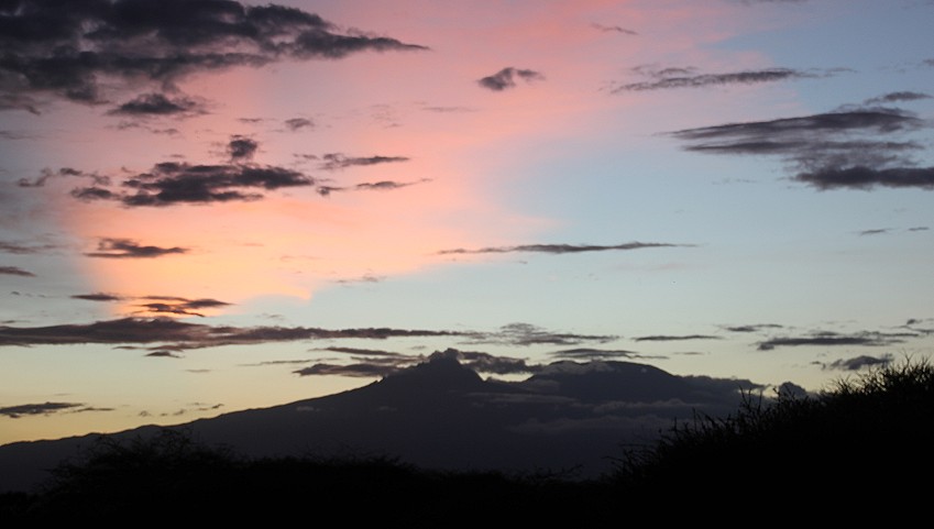 Kilimanjaro, Kitani Bandas - Tsavo West National Park