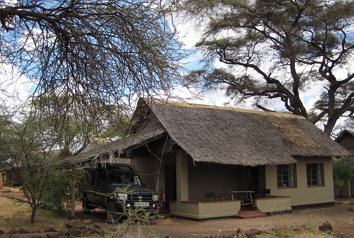 Kitani Bandas - Tsavo West National Park