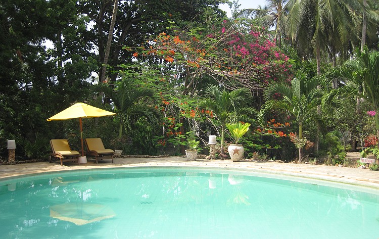 Mbuyu Beach Bungalows, Msambweni Beach