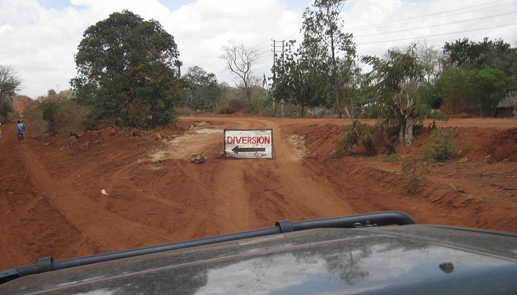 Bushpiste von Watamu bis zum Galana Crocodile Camp