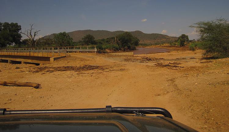 Buffalo Springs - Samburu Reservat Brücke am 23.10.17