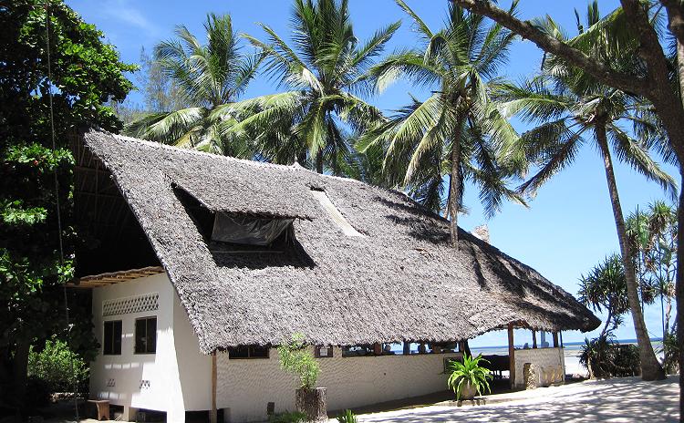 Mbuyu Bungalows - Msambweni Beach