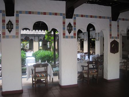 Mombasa Serena Beach Hotel - Shanzu Beach