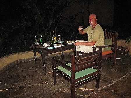 Boko Boko Guesthouse and Porini Restaurant