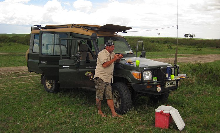 Buschfrühstück in der Masai Mara
