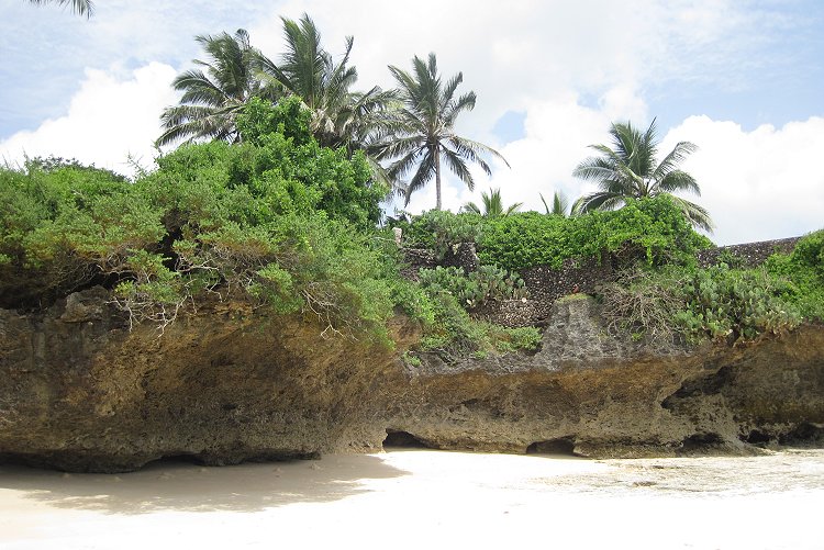 Jumba la Mtwana Beach