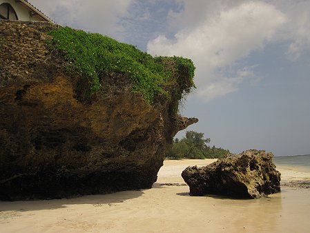 Jumba la Mtwana Beach