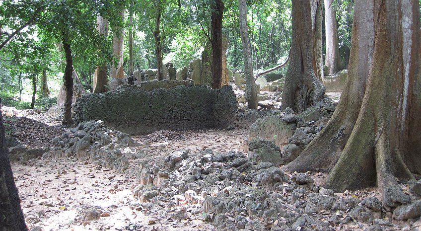 behind the Crab Den - Mtwapa Ruins
