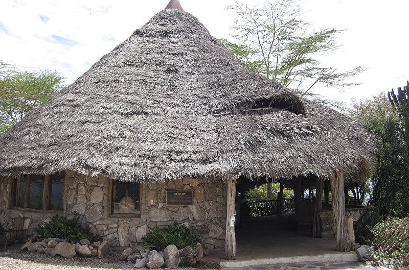 The old Lion Bluff Lodge - Lumo Conservancy