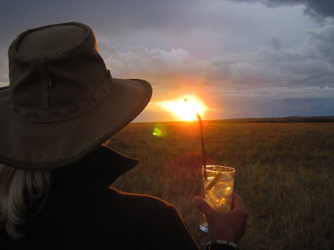 Sundowner in der Masai Mara