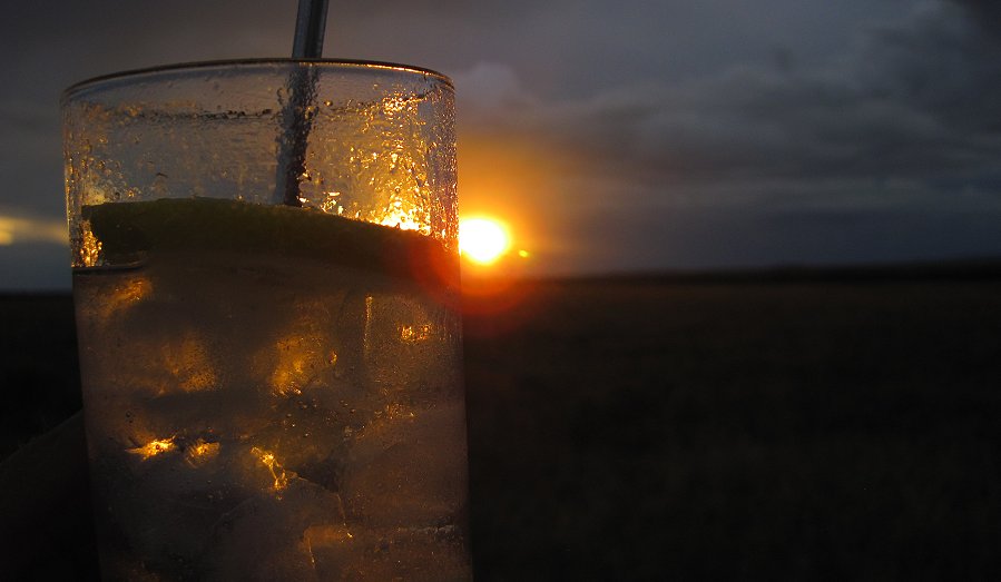 Sundowner in der Masai Mara
