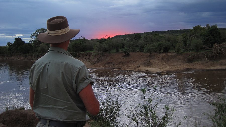 Sundowner in Mara