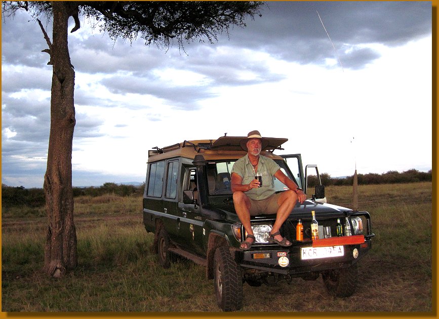 Sundwoner in der Masai Mara