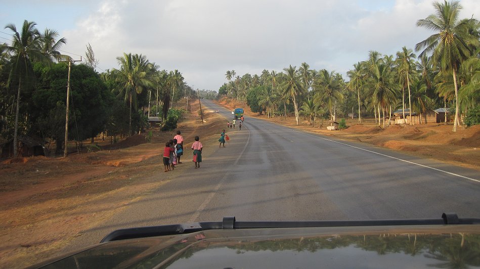 Kaloleni road