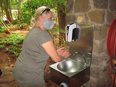 Just for a drink to Kilanguni Lodge - Tsavo West