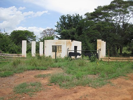 Das alte Tsavo Chyullu Gate