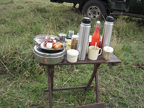 Buschfrühstück in der Masai Mara