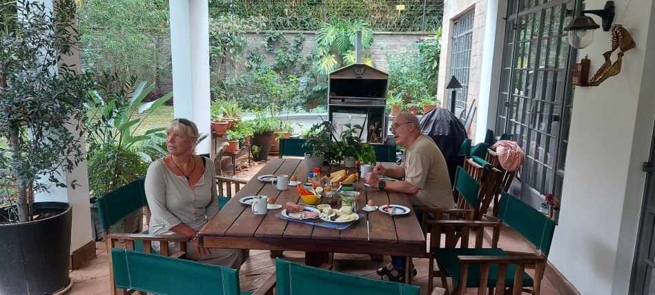 bei Freunden in Nairobi