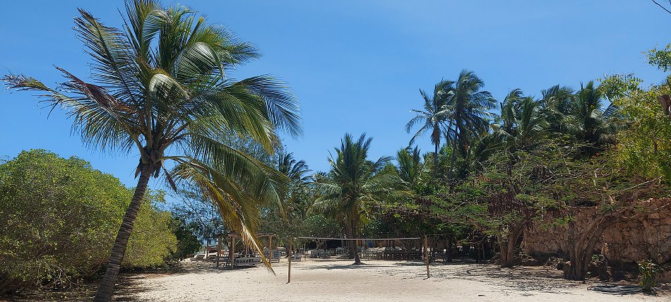 Kuruvitu Beach - Vipingo