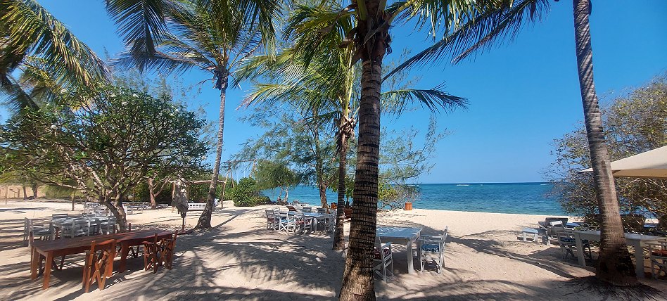 Kuruvitu Beach - Vipingo