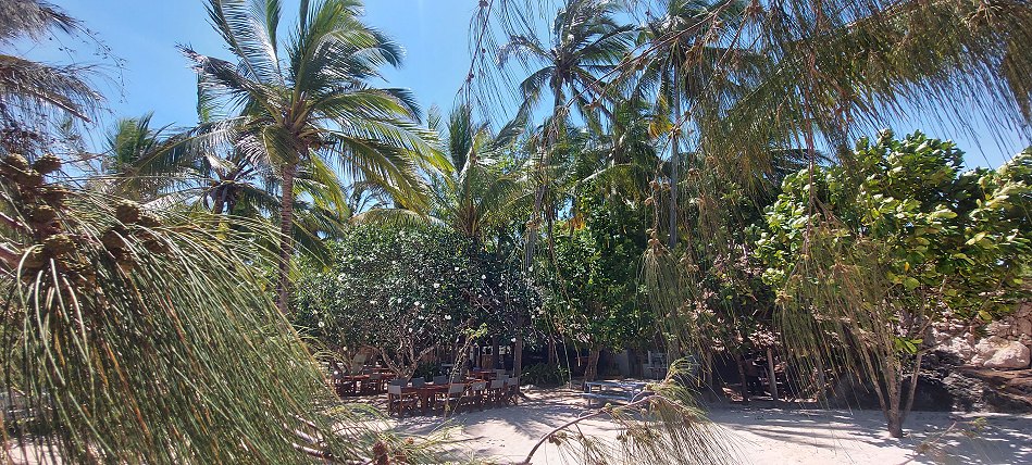 Kuruvitu Beach - Vipingo