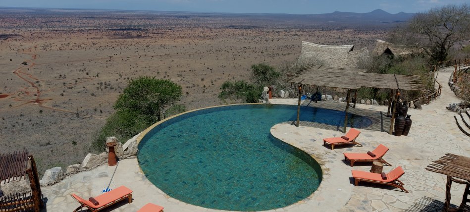 Lions Bluff Lodge - Lumo Conservancy