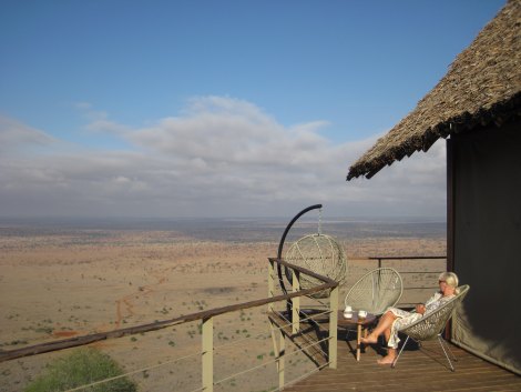 Lions Bluff Lodge - Lumo Conservancy