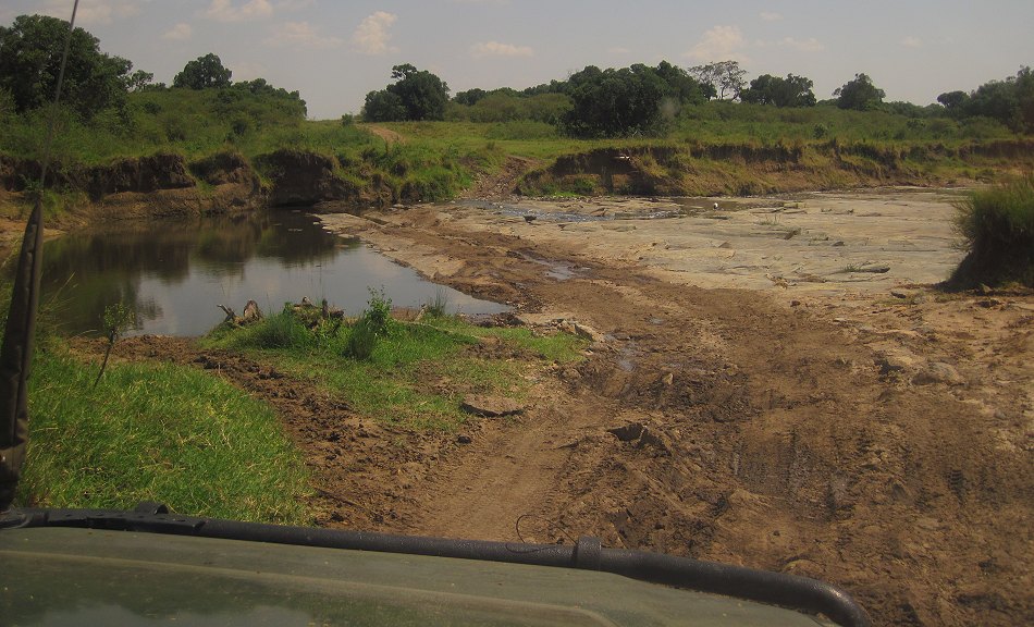 Smelling Crossing und Mara Bush Camp