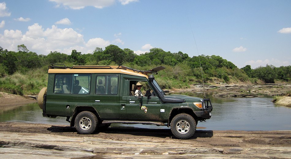 Smelling Crossing und Mara Bush Camp