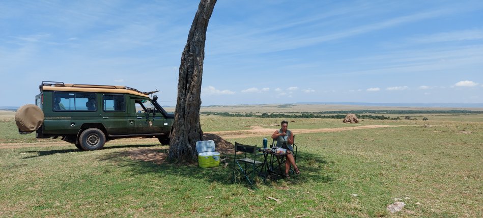 Buschfrühstück in der Masai Mara