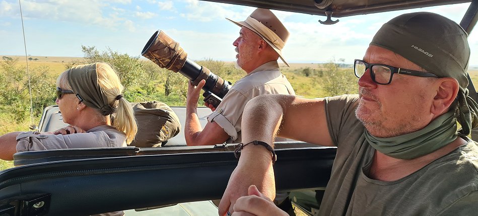 Petra und Jörg Reinecke, Peter Labuch auf Safari