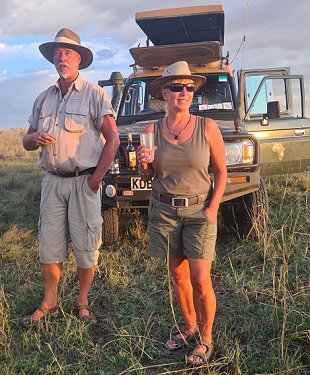 Sundowner in der Masai Mara