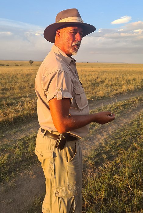 Jörg Reinecke, Sundowner in der Masai Mara