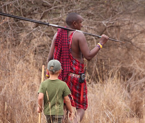 Fusspirsch am Rande des Amboseli National Parks