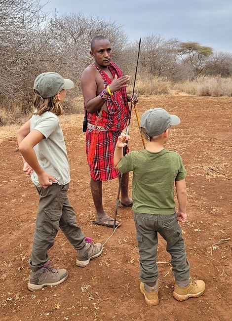 Fusspirsch am Rande des Amboseli National Parks