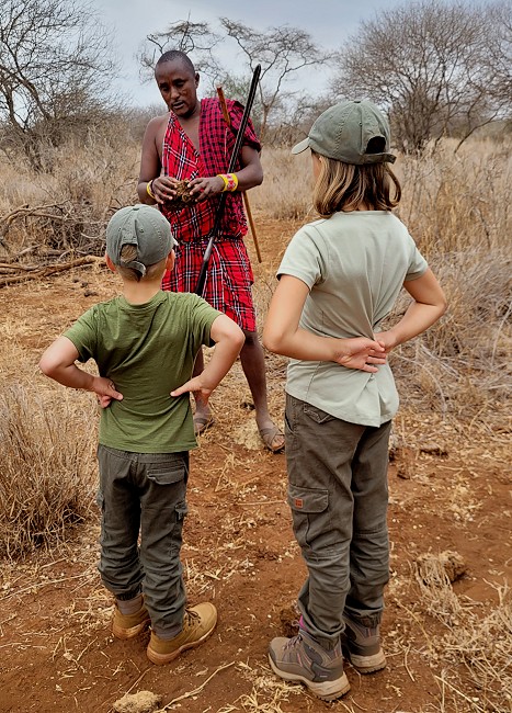 Fusspirsch am Rande des Amboseli National Parks