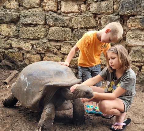 Mit der Familie im Boko Boko Guesthouse