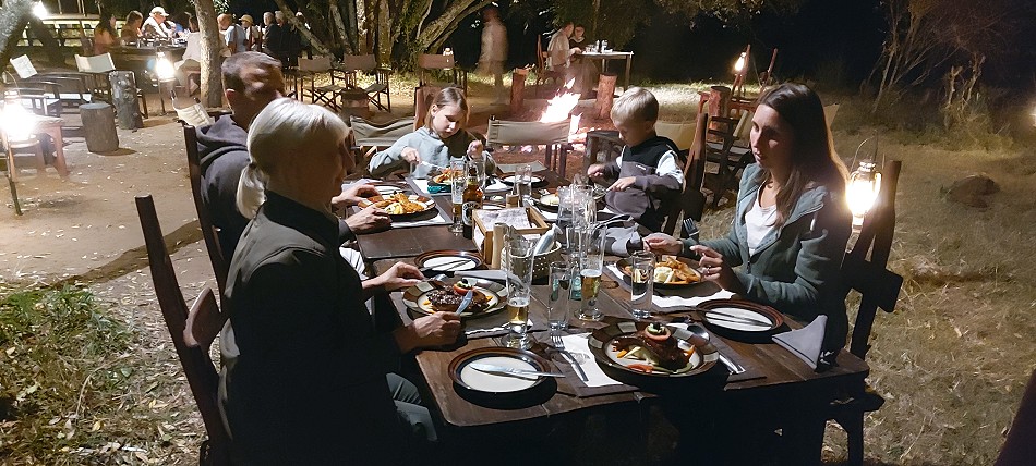 Dinner im Soroi Mara Bush Camp