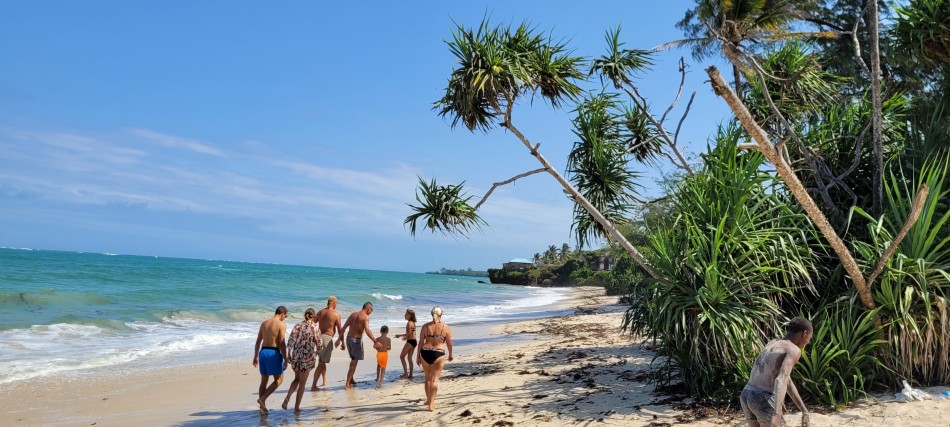 Bei Freunden am Jumba Beach / Wtwapa