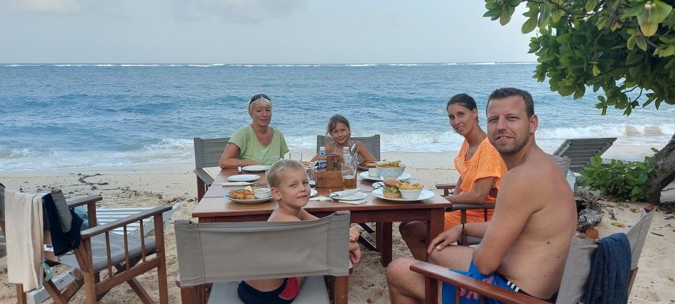 am Kuruvitu Beach