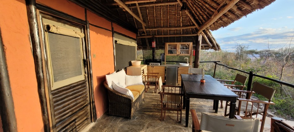 Leopards Lair Cottages - Lumo Conservancy - Tsavo