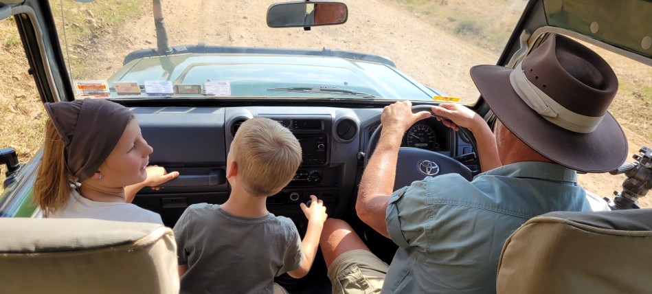 Pirschfahrt in der Masai Mara