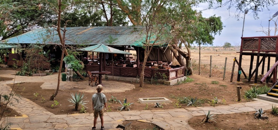 Sentrim Tsavo Camp, ex Tarhi Camp - Tsavo Ost National Park