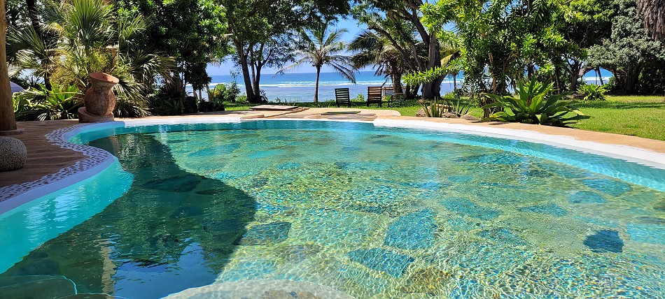 Keringet Tiwi Beach Villa - Tiwi Beach